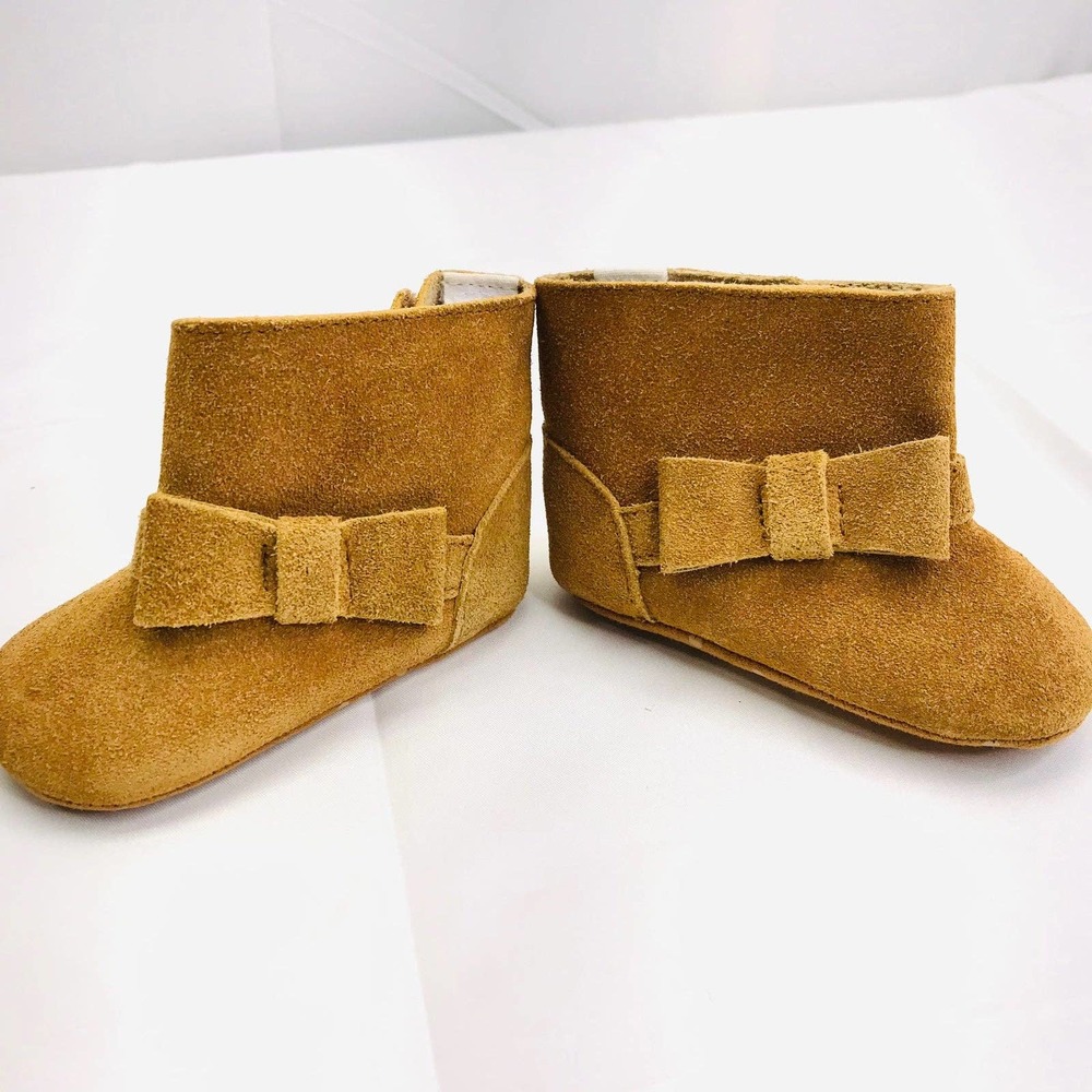 bin212 Janie & Jack boots booties infant layette brown faux suede 6-12 months EU